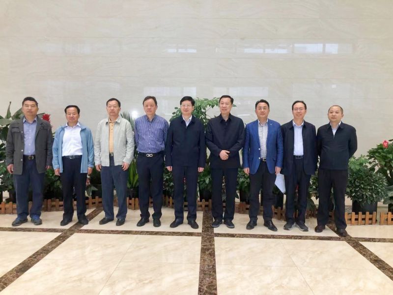长沙市人大常委会主任会议成员一行莅临1xBET信安参观调研