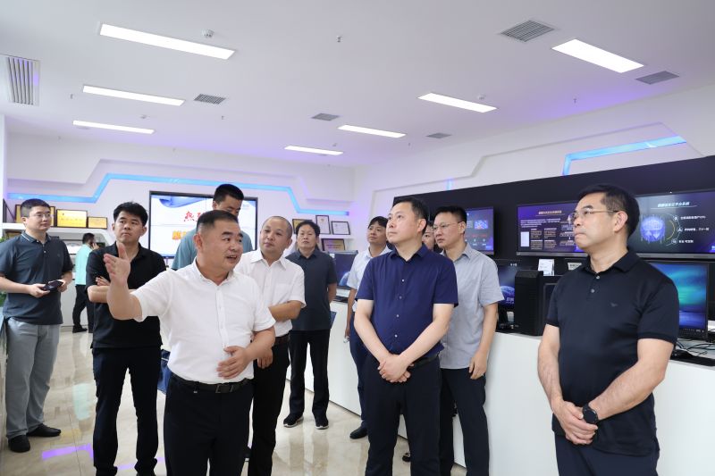 河南省委网信办副主任赵小平一行莅临1xBET信安调研